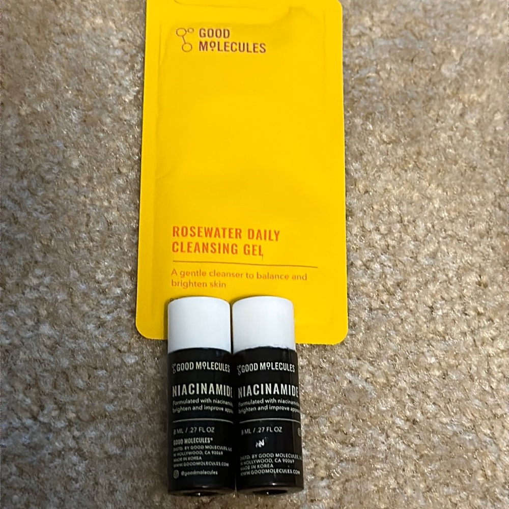 Good Molecules Bundle
